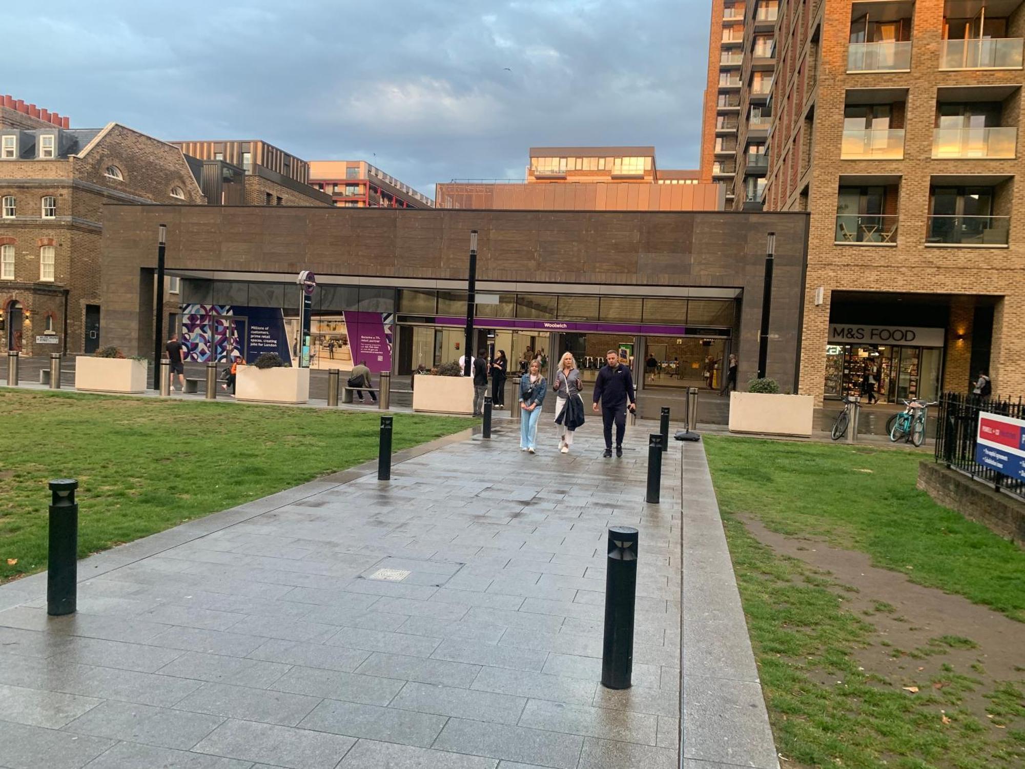 Luxury Riverside Apt With Easy Access To Central London, O2, Excel Centre And Parking Exterior foto